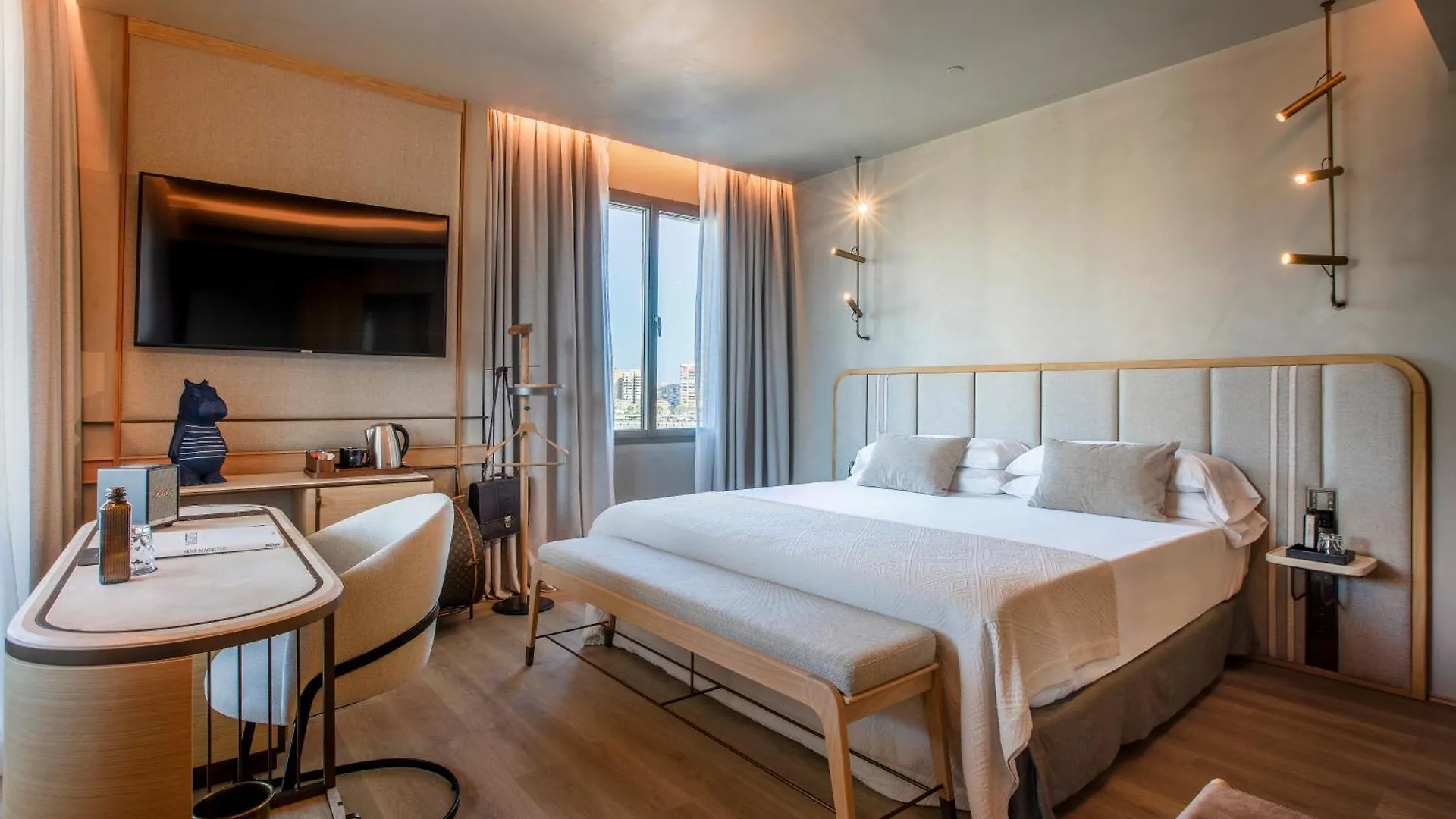 Only You Hotel مالقة